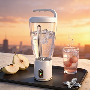 Licuadora Inalámbrica de Alta Resistencia de 1000 ml y 150 W con Batería de Iones de Litio, Libre de BPA, 6 Cuchillas, Trituradora de Hielo, Recargable por USB-C, a Prueba de Fugas para Automóvil - Product Image 3