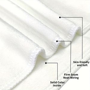 Serviette de plage compacte en microfibre personnalisée pour les voyages - Product Image 2