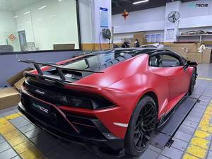 Nouveau pour Lamborghini Huracan EVO kit de mise à niveau automatique avec diffuseur de lèvre arrière attelage de remorquage de lèvre avant tout en fibre de carbone préimprégnée - Product Image 2