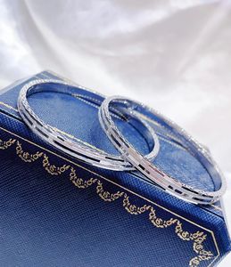 Xinfly Vente en gros de bracelets fins en PT950, bracelet en or pur platine personnalisé, bijoux tendance - Product Image 3