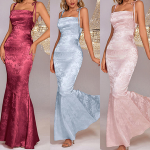 Robes d'été très tendance pour femmes : débardeurs décontractés taille haute sans manches et dos nu, corsets moulants de soirée, jupes longues - Product Image 2