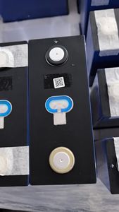 リン酸塩電池3.2ボルトLFP 3.2 V 314Ah Lifepo4電池セルプリズムリチウムグレード - Product Image 6