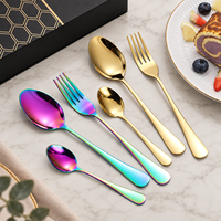 Ensemble de 36 couverts contemporains en acier inoxydable poli avec boîte cadeau pour restaurant et hôtel
