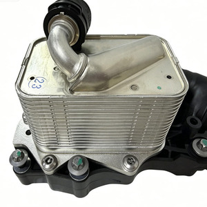 OE 11428661958 Vente en gros de boîtier de refroidisseur d'huile moteur et ensemble de refroidisseur d'huile pour BMW Série 2 F45, Série 1 F42, X1 F49, X2 F39 - Product Image 2