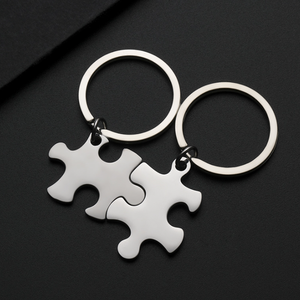 Biểu tượng tùy chỉnh câu đố cặp <span class=keywords><strong>Keychain</strong></span> thăng hoa kim loại thép không gỉ mua sắm giỏ hàng mã thông báo móc khóa cho quà tặng - Product Image 6