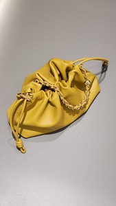 Borsa da <span class=keywords><strong>donna</strong></span> <span class=keywords><strong>in</strong></span> vera <span class=keywords><strong>pelle</strong></span> borsa fortunata <span class=keywords><strong>in</strong></span> <span class=keywords><strong>pelle</strong></span> di vacchetta borsa a tracolla di grande capacità Casual alla moda Tote Bag all'ingrosso - Product Image 5