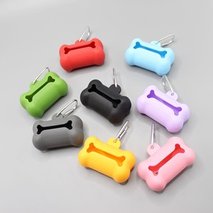 Dispensador de bolsas para excrementos de mascotas, colector de excrementos portátil con forma de hueso de silicona para perros, suministros para mascotas - Product Image 2