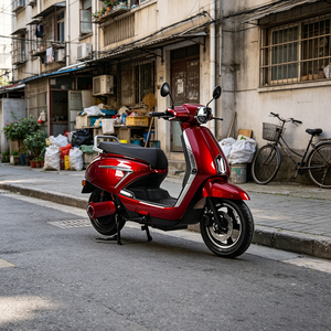 Moped électrique avec pneus résistants à l'usure, conçu pour la ville, les courses et les trajets inter-arrondissements - Product Image 1