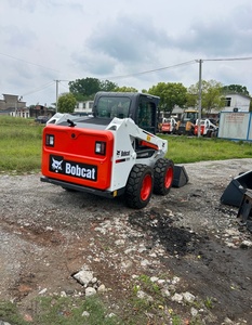 Chargeuse sur pneus/chargeuse compacte Bobcat d'occasion modèles S550, S130, S150, S160, S250 - Product Image 5