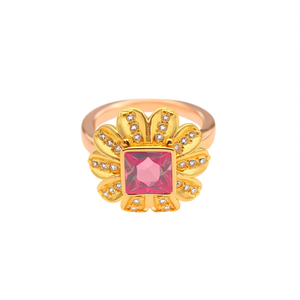 แหวนแฟชั่น สแตนเลสสตีล 316L ชุบทอง PVD ประดับพลอยสีชมพูทรงสี่เหลี่ยม ดีไซน์ดอกไม้ สำหรับผู้หญิง - Product Image 2