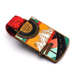 عينة مجانية لميدالية سباق الدراجات الجبلية الذهبية المصنوعة حسب الطلب - Product Image 3