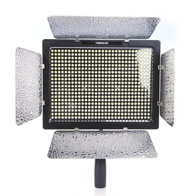 YONGNUO YN600 Portable Remote Control LED Video Light with 3200-5500K Color Temperature for Studio Film Shooting