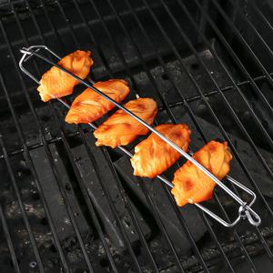 ที่หนีบปีก<span class=keywords><strong>ไก่</strong></span><span class=keywords><strong>ย่าง</strong></span>และต้นขาทำจากสแตนเลสอุปกรณ์ย่างบาร์บีคิวสำหรับจับและบรรจุเนื้อบนเตาย่าง - Product Image 3