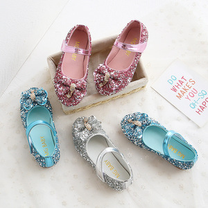 Nieuwe Pailletten Strik Platte Casual Kinderschoenen Meisjes Zachte Zool Kristal Sandalen Baby Mode Mooie Prinsessen Stijlen - Product Image 2