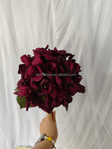 BF-DR01-<span class=keywords><strong>1</strong></span> Fiori Artificiali Vintage Rosso Scuro, Ortensie e Calla dal Tocco Realistico per Matrimoni, Feste, Eventi, Decorazioni ad Arco e Allestimenti - Product Image 5