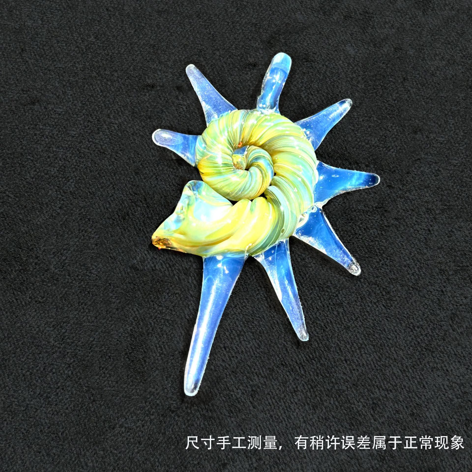 Yellow spider conch