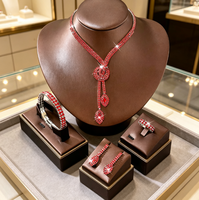 Parure de bijoux haut de gamme personnalisée pour femme, créative, pour mariage, avec diamants apparents et franges, comprenant boucles d'oreilles et collier pour mariée et banquet
