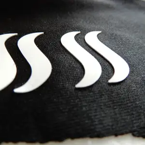 Etiqueta de transferencia térmica para ropa, logotipo de silicona en relieve 3D, impresión personalizada