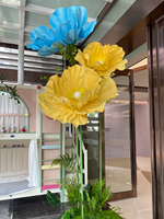 Kleurrijke handgemaakte zachte EVA oversized bloemendecoratie in bulk voor boetieks, winkelcentra & terug-naar-school decoratie