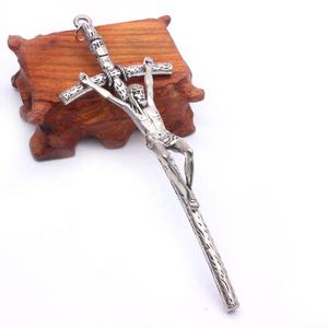 纪念十字架耶稣图标仿古镀银锌合金金属 - Product Image 3