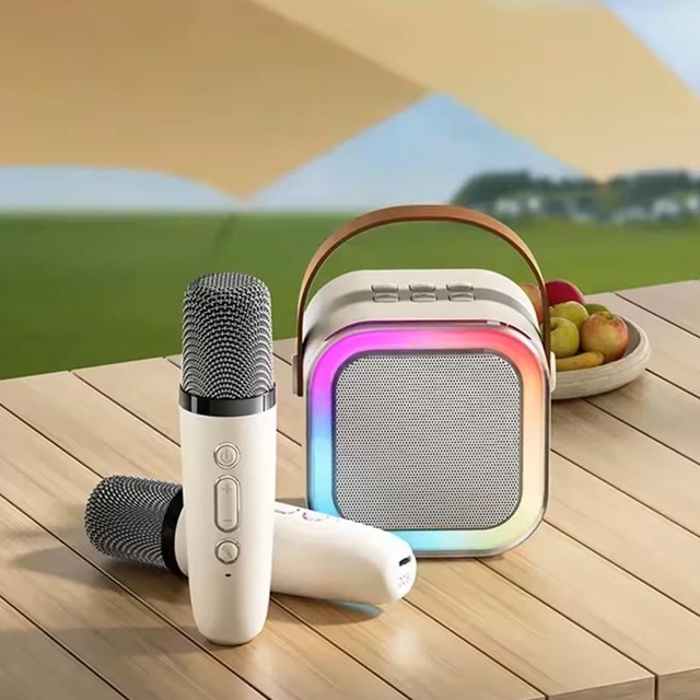 Wireless Karaoke Speaker BT 5.0 Microphone K12 Home KTV Karaoke Machine RGB Light Portable Mini BT Speaker With Dual Microphone