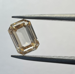 Émeraude de laboratoire de qualité supérieure, diamant non monté, taille excellente, performance lumineuse éblouissante pour bagues de fiançailles sophistiquées - Product Image 1