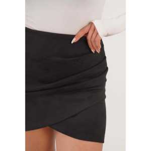 Jupe mini asymétrique drapée pour femme en cuir synthétique noir, taille normale, douce - Product Image 1