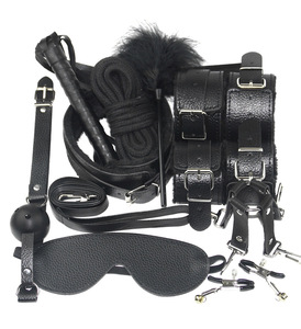 Combinazione di giocattoli del sesso flirtare 10 set coppie oggetti di scena di flirt mani e piedi rilegati manette e spina della bocca - Product Image 5