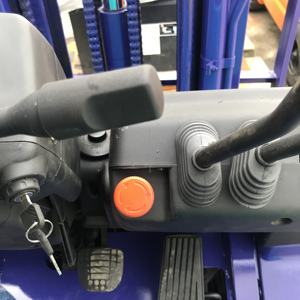 <b>Handling</b> Equipment Low Price HOT SALE 2.5t Used Diesel Engine Counterbalance Forklift for 25 Original Japan Warehouse - Product Image 6