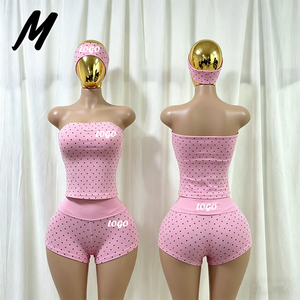 Kadınlar İçin Özel Logolu Yazlık 2 Parça Takım Pamuklu Puantiyeli Straplez Üst Tüp Üst Şort Takım Eşleşen Sokak Modası Esnek Kıyafetler - Product Image 4