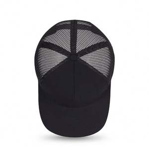 Gorra Unisex Richardson Shape 112 de 5 Paneles, Estilo Deportivo y Formal, con Cierre a Presión, Bordado 3D y Malla Trucker - Product Image 5