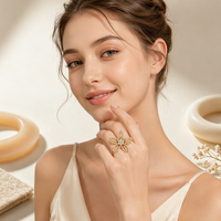 Glänzender Kubischer Zirkonia 18 K Vergoldeter Brautschmuck Sonnenblumenförmiger Ring Anillos Para Mujer