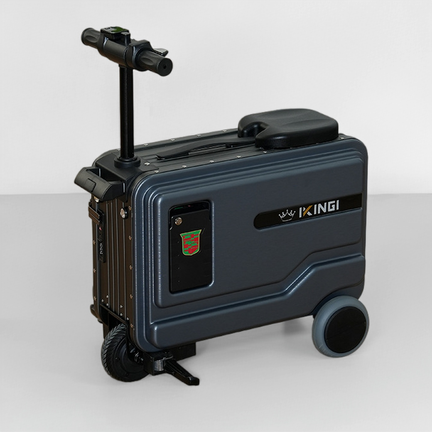 สีเทาเข้ม