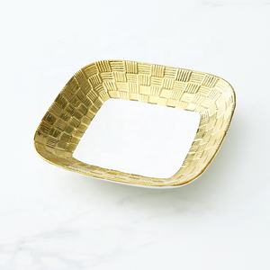 <span class=keywords><strong>Service</strong></span> <span class=keywords><strong>de</strong></span> <span class=keywords><strong>Table</strong></span> <span class=keywords><strong>de</strong></span> luxe, avec assiettes à dîner, pour la cuisine, livraison gratuite, chine - Product Image 1