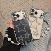 Coque de téléphone personnalisée de luxe style INS anti-rayures avec bracelet perlé et diamants pour iPhone 15 16 17 Pro Max Air