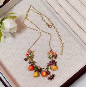 Nuevo esmalte hecho a mano huerto de verano amarillo albaricoque rojo ciruela higo manzana fruta flor collar - Product Image 2