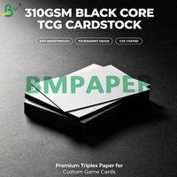 Papier cartonné brillant 310 g/m² double face, noyau noir, lisse, pour cartes TCG