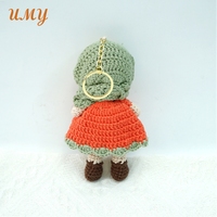 Porte-clés en crochet fait main de style arabe, doux, écologique, durable, avec foulard de poupée, Coran musulman, cadeau pour enfants, Ramadan, Aïd, Amigurumi