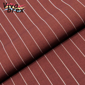 Tissu rayé <span class=keywords><strong>haut</strong></span> <span class=keywords><strong>de</strong></span> <span class=keywords><strong>gamme</strong></span> en spandex premium 2026, matière rayée <span class=keywords><strong>de</strong></span> mode, mélange 200 g/m², respirant, pour vêtements et <span class=keywords><strong>ameublement</strong></span>, faible MOQ - Product Image 2