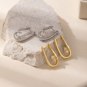 Pendientes de Aro en Forma de U, Aleación de Cobre Blanco Dorado, Diseño de Flor con Circonita, Regalo, Joyería de Moda - Product Image 3