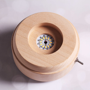 Luce notturna a proiezione a Led, carillon a sfera in cristallo 3D Base in legno, luna, terra, luce di proiezione con motivo a via lattea - Product Image 6