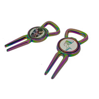 Outil de réparation de divots de golf personnalisé en alliage de zinc plaqué arc-en-ciel avec marqueur de balle magnétique, logo personnalisé, cadeau de golf