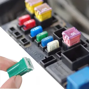 Kit de 30 Fusibles para Automóvil, Surtido de Fusibles Automotrices de Perfil Alto/Estándar y Bajo en Forma de Caja para Camionetas, Autos, Autocaravanas y SUVs - Product Image 5