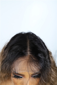 ผมสังเคราะห์แบบใส 13x6 HD สำหรับติดหน้าผากแบบลูกไม้  ขนาด 30 นิ้ว  ลอนน้ำ  ยาว  หลายสี  ทนความร้อนสูง - Product Image 6