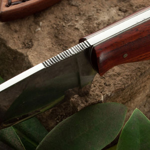 Étui pour couteau de chasse en cuir fait main, best-seller, pour couteau pliant, personnalisable OEM, haute qualité, couleur et logo sur mesure - Product Image 4