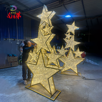 Riesiges 3D LED-Sternenlicht, Goldene Weihnachtsdekoration für Einkaufszentren & Außenbereiche, Große Beleuchtete Feiertagsdekoration, Weihnachtsmotiv