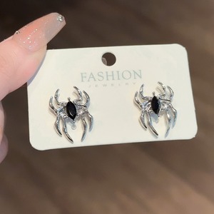 Pendientes góticos de disfraces de <span class=keywords><strong>Halloween</strong></span> para <span class=keywords><strong>mujer</strong></span> hipoalergénicos S925 agujas negro Cubic Zirconia Spider Punk <span class=keywords><strong>Halloween</strong></span> Stud pendiente - Product Image 3