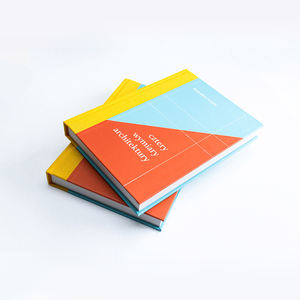 Stampa Personalizzata di Libri 2026 con Copertina Rigida in Carta Patinata, Rilegatura a Filo e Stampa UV per <span class=keywords><strong>Letteratura</strong></span> - Product Image 1