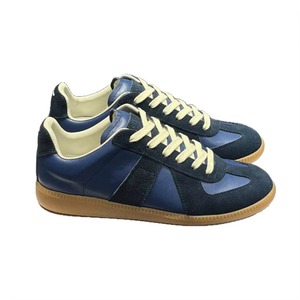 Zapatillas Retro Alemanas con Cordones y Bloques de Color, Zapatillas Clásicas de Piel Vacuna de Caña Baja para Hombre y Mujer - Product Image 1