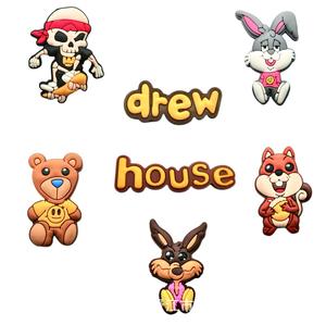 Dijes de PVC Suave para Zapatos con Diseño de <span class=keywords><strong>Justin</strong></span> Bieber, Logotipo Personalizado del Cliente y Empaque Personalizado en la Parte Superior - Product Image 1